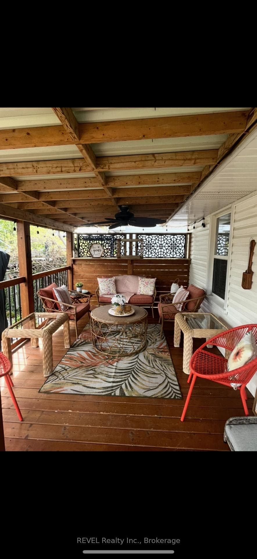 41 Rose Avenue photo 30