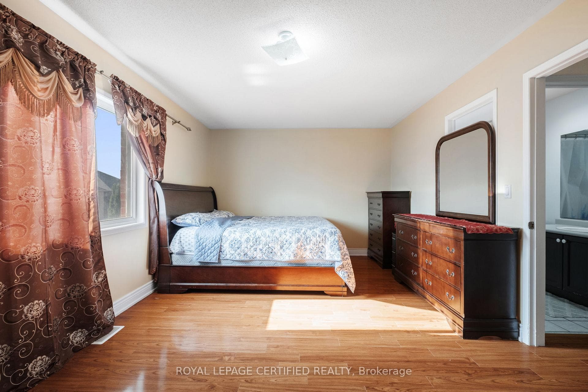 11 Briarcroft Road photo 17