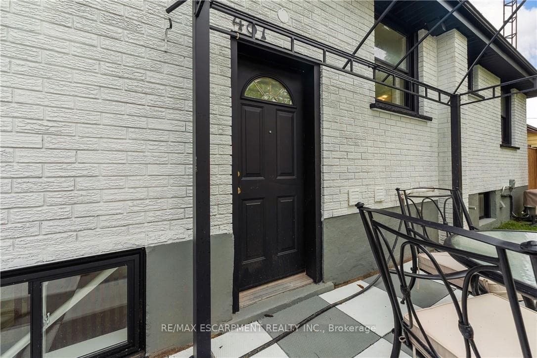 487 East 37th Street photo 38