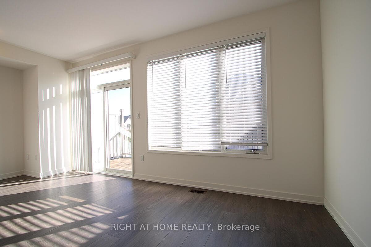 3092 Ernest Appelbe Boulevard photo 27