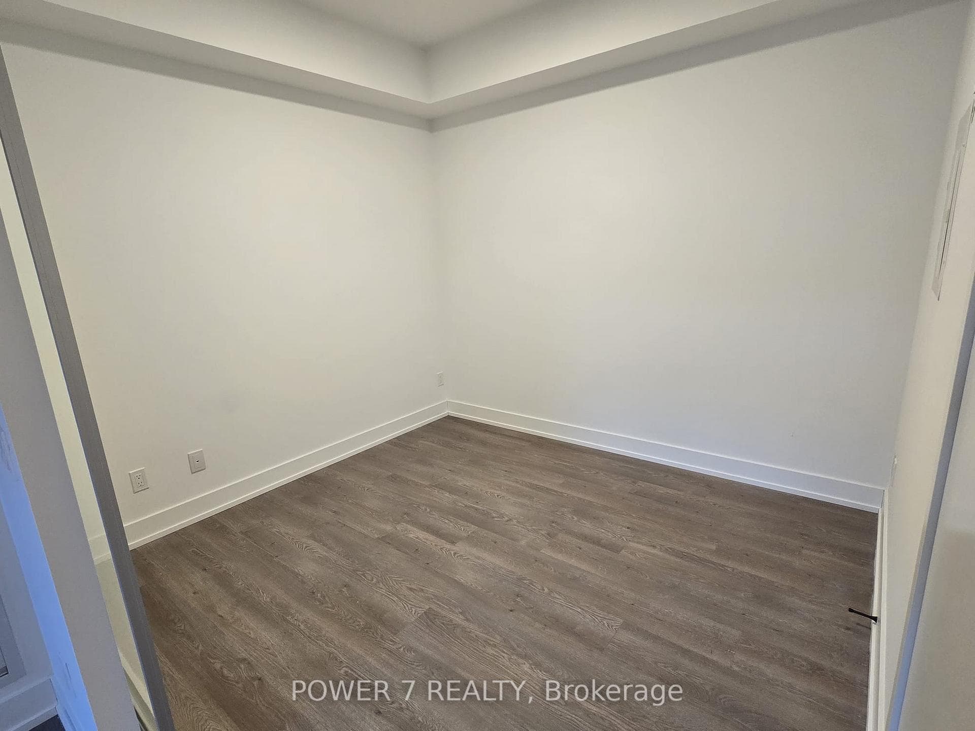 308 Jarvis Street Unit 619 photo 8