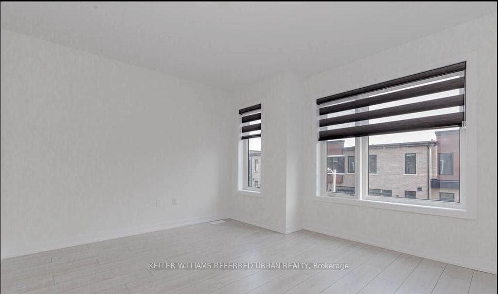 1579 Midland Avenue photo 10