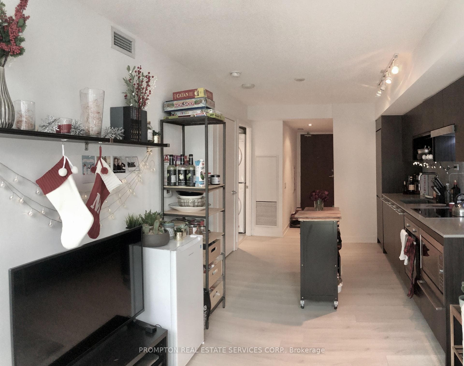80 Queens Wharf Road Unit 812 photo 10