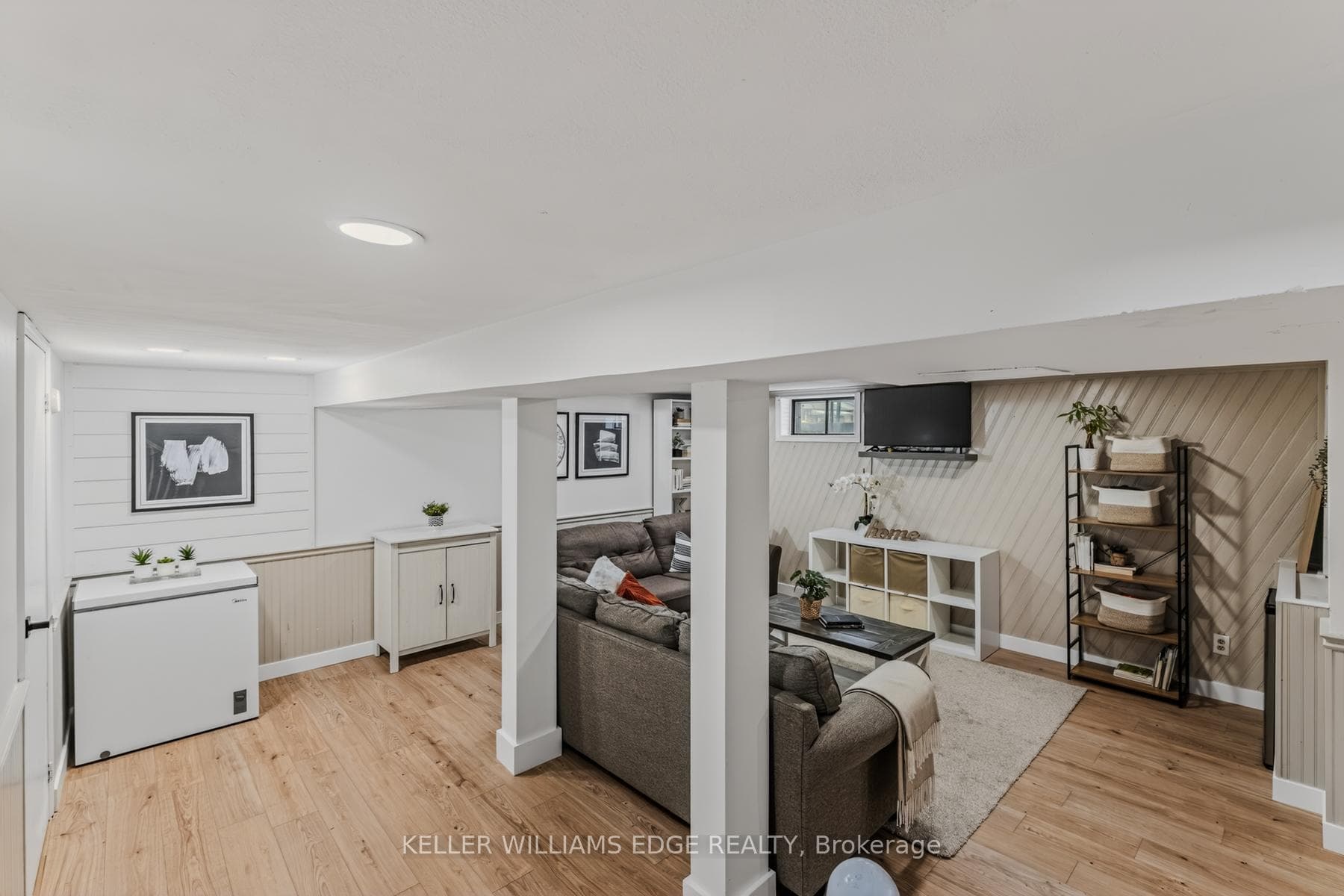 91 Ninth Avenue photo 28