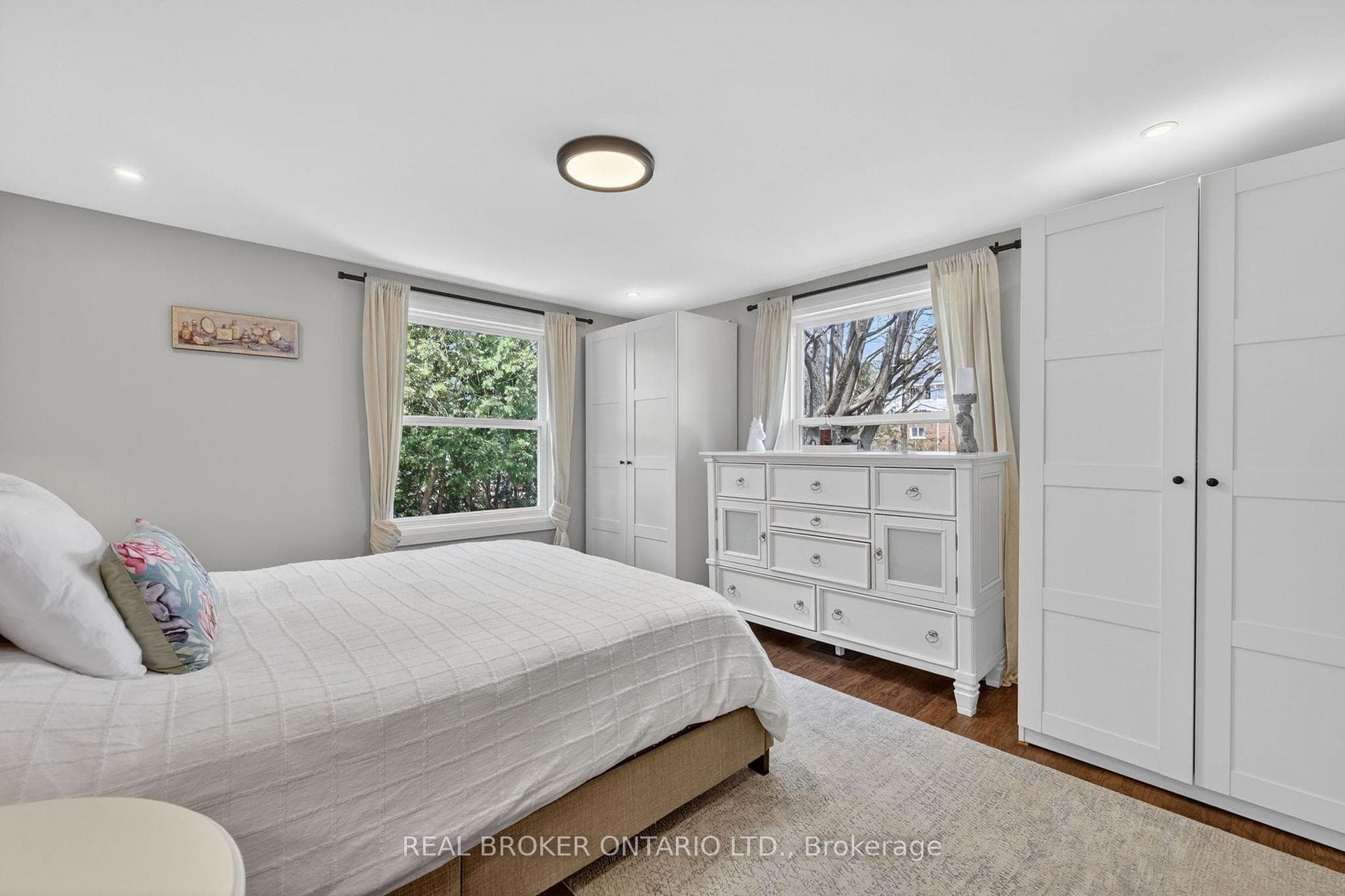 Main Floor Primary bedroom
