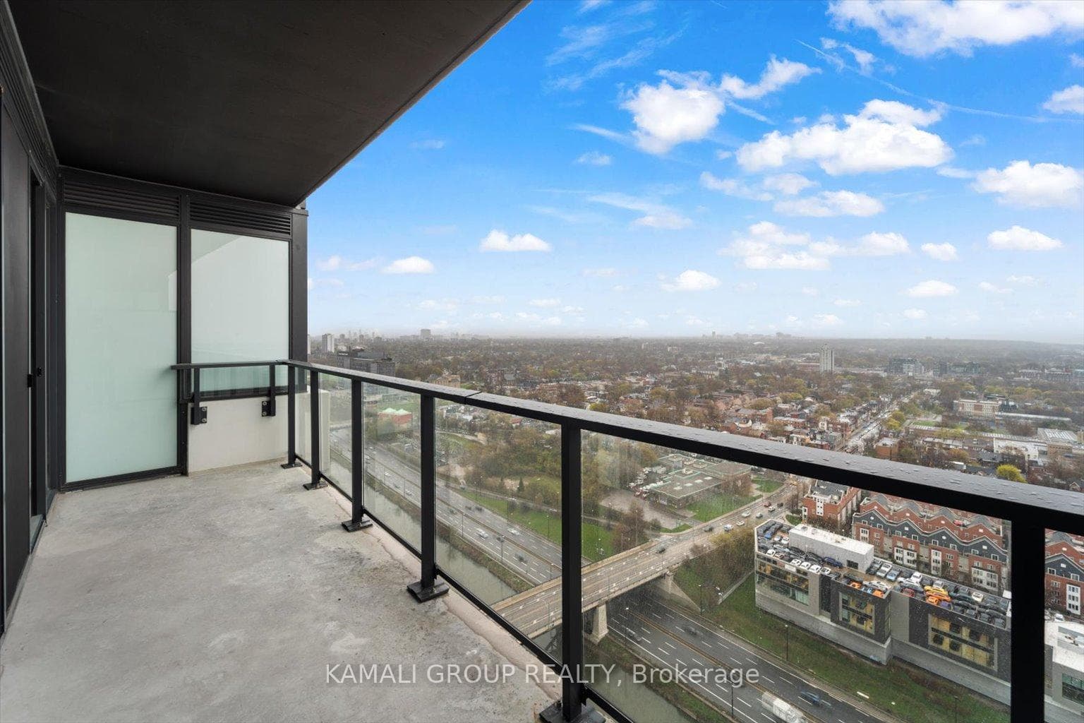 5 Defries Street Unit 2813 photo 19