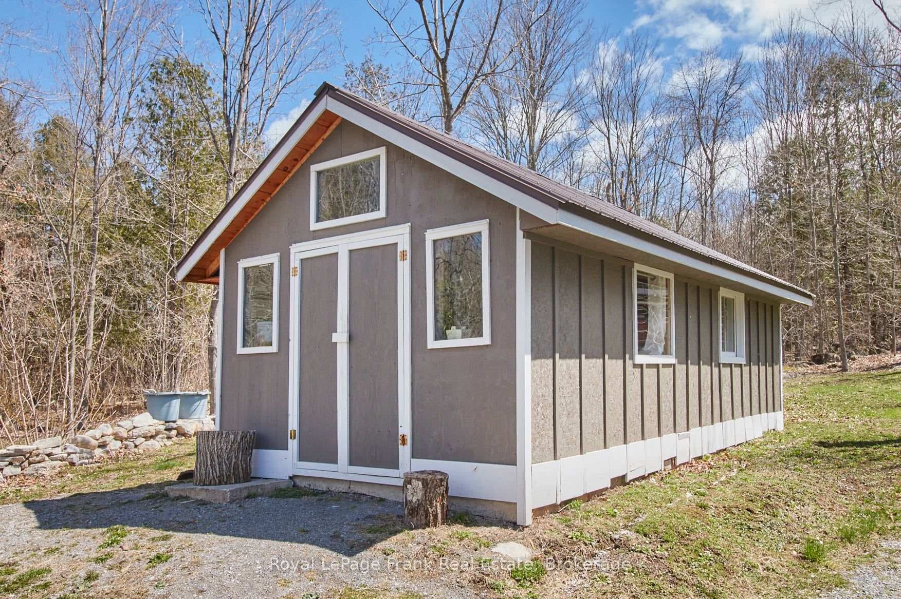 2269 McCracken's Landing Road photo 35
