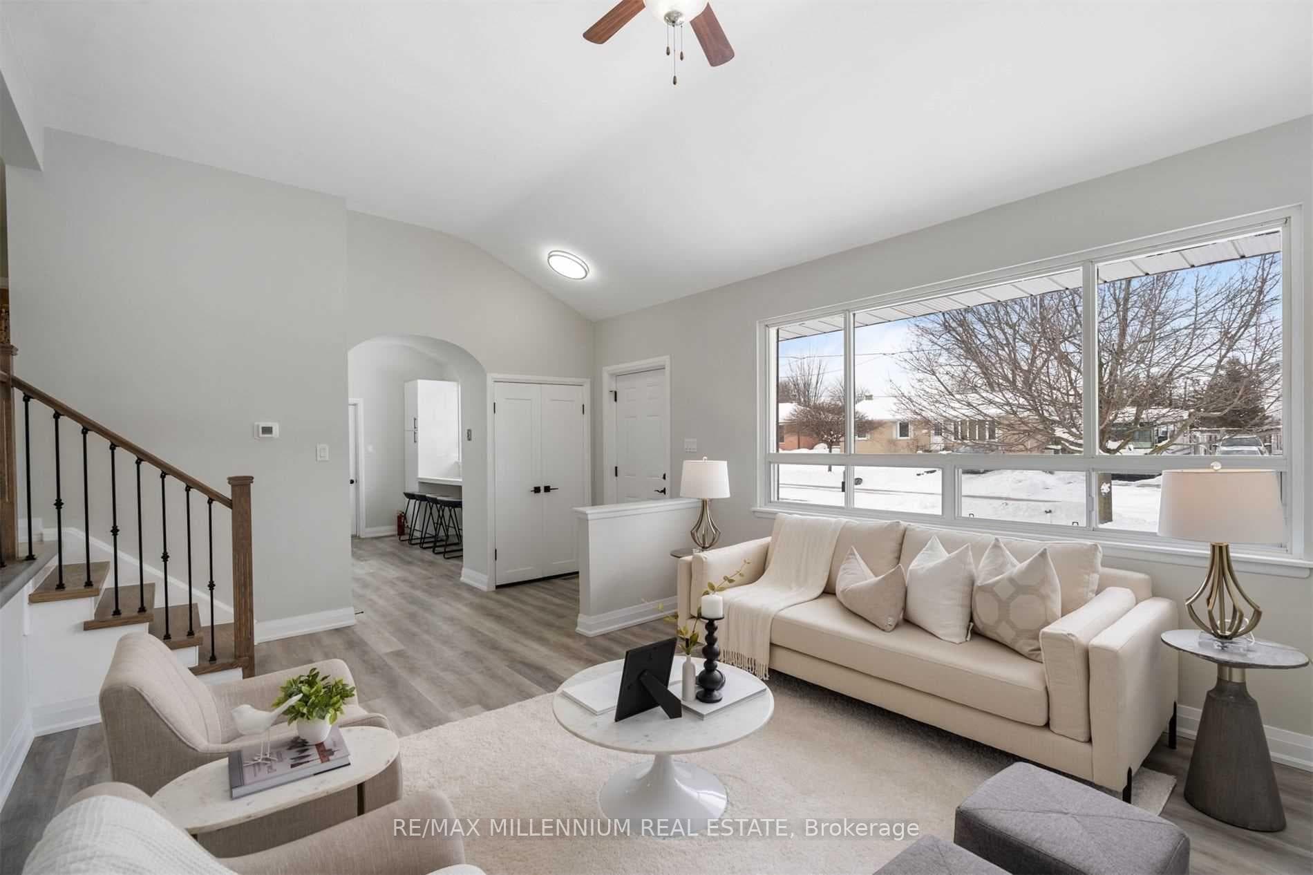 46 Mcgilvray Crescent photo 5