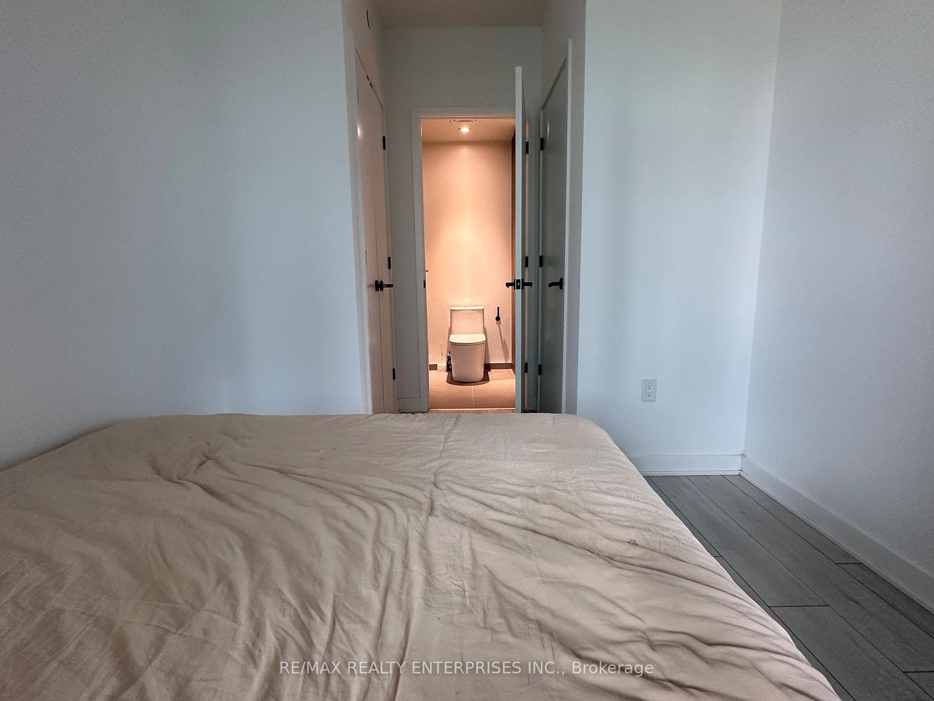 55 Charles Street Unit 1509 photo 15