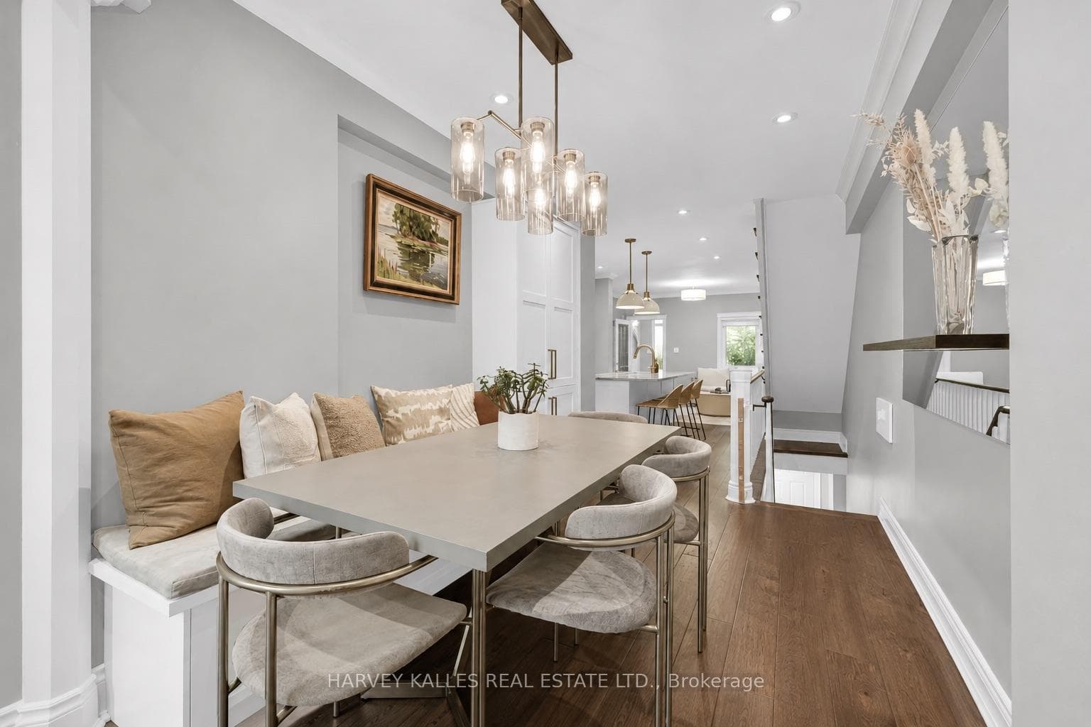 86 Woburn Avenue photo 11