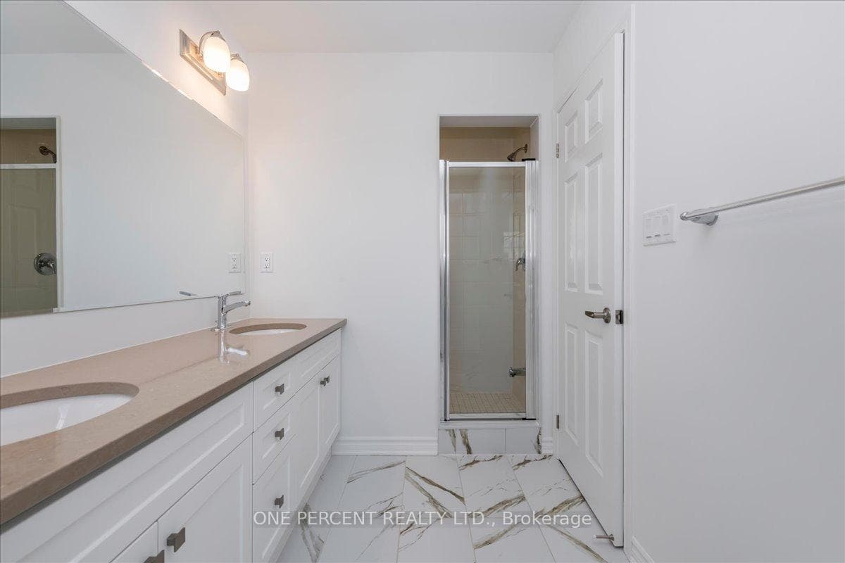 16 Pearen Lane photo 22