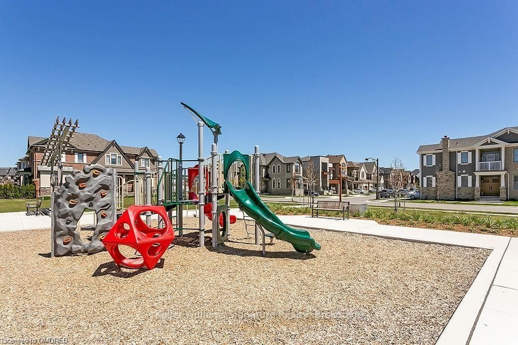 3249 DAISY WAY Way photo 48