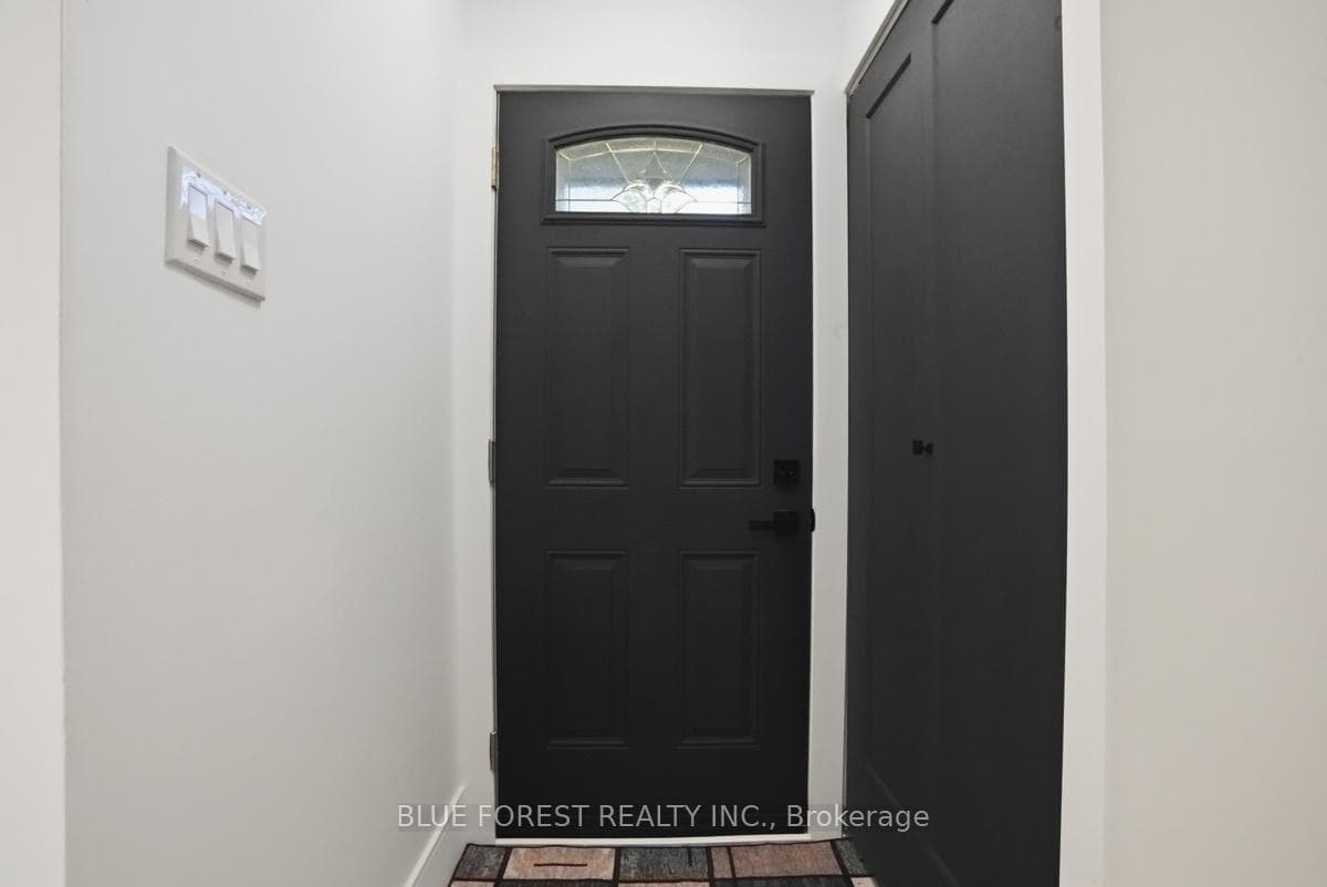 226 Highview Avenue Unit 17 photo 3