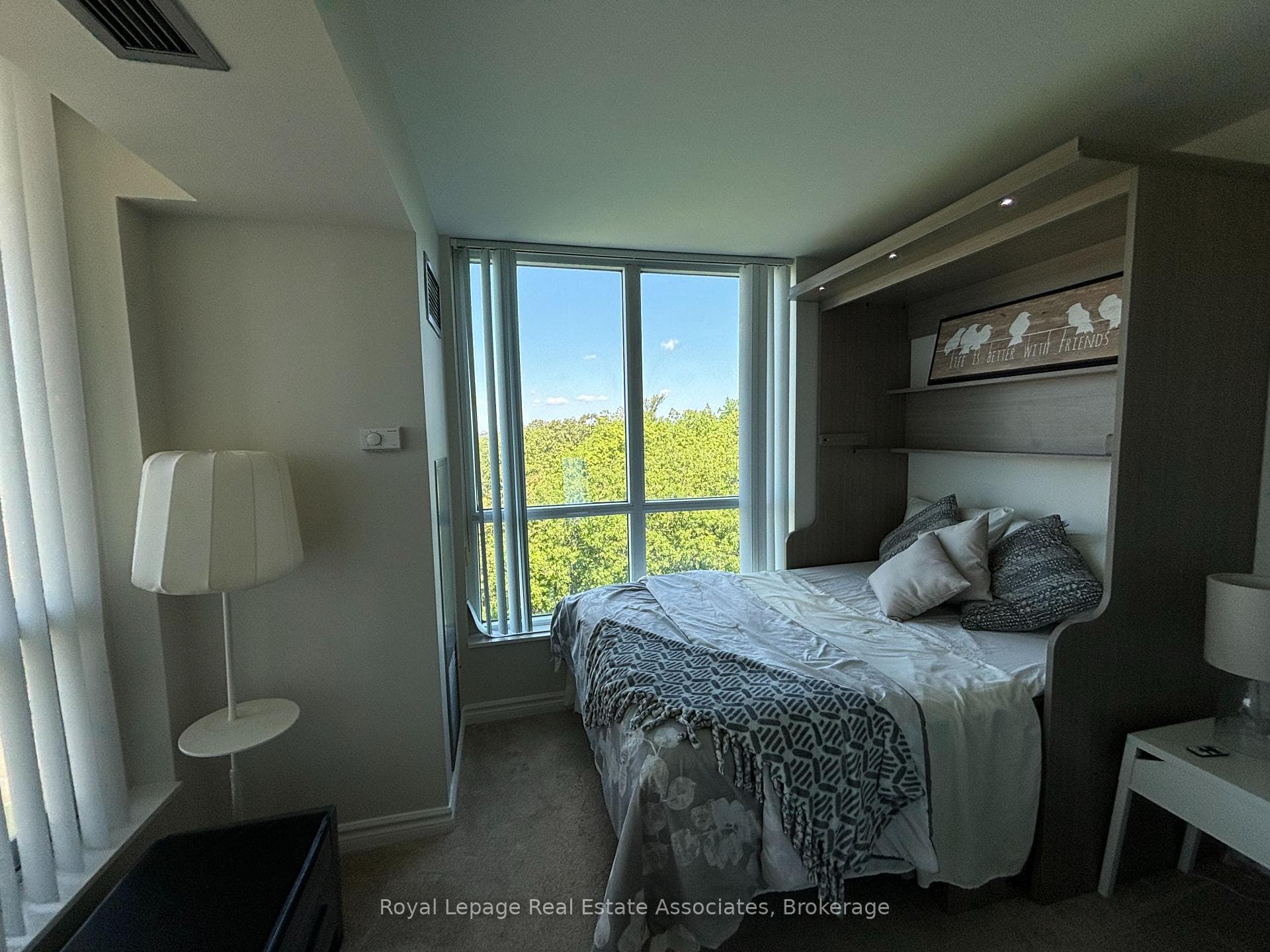 2585 Erin Centre Boulevard Unit 809 photo 17