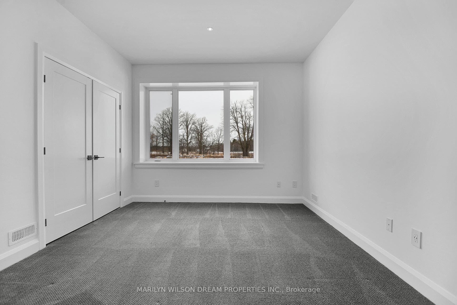 68 Synergy Way photo 38
