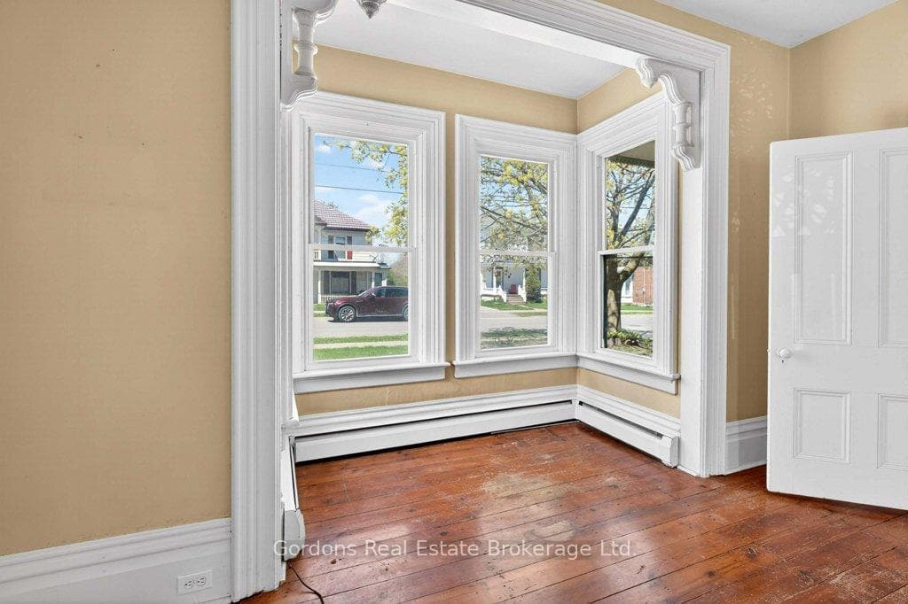 93 West Mary Street photo 17