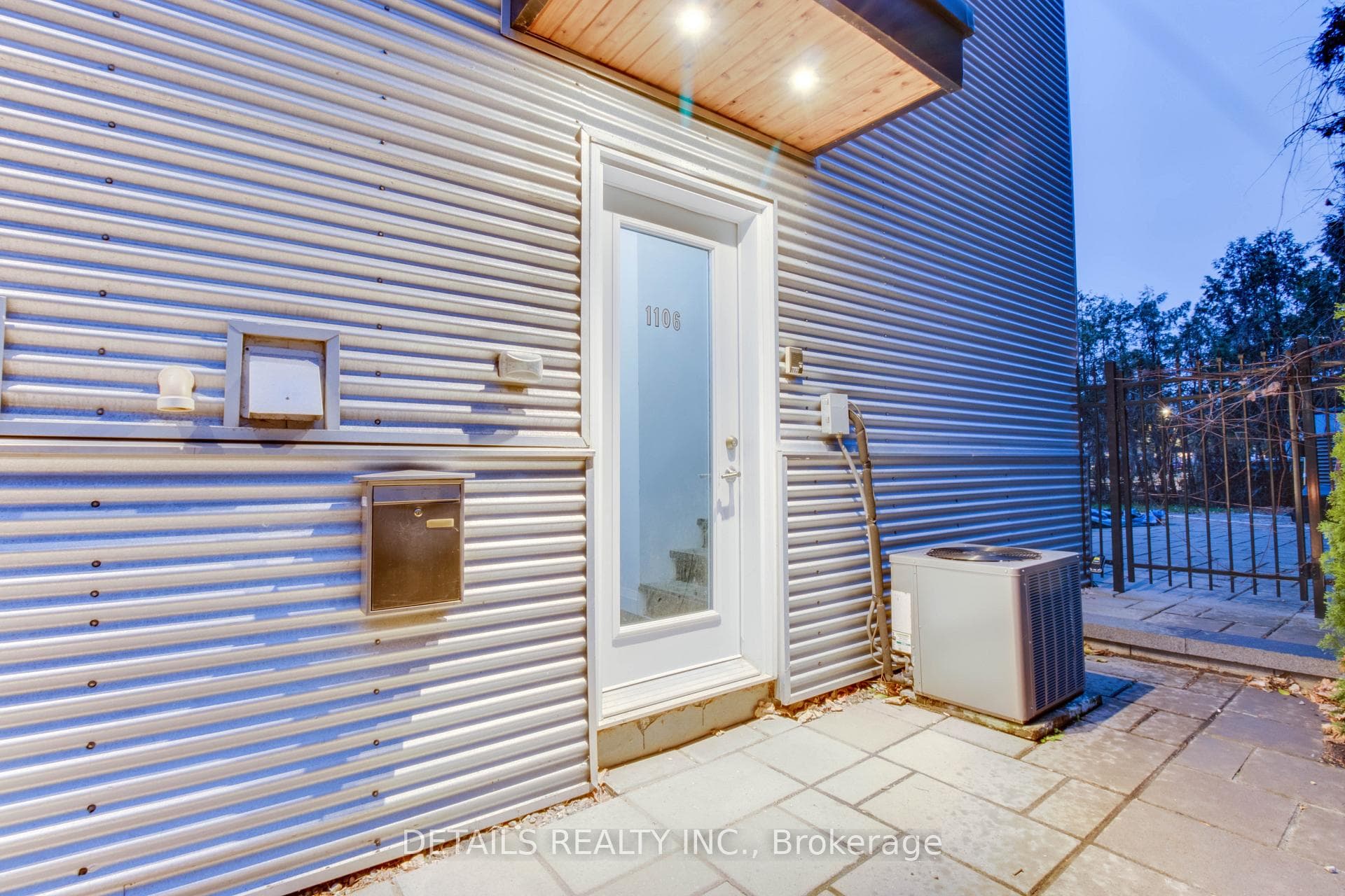 1106 Bathgate Drive photo 2