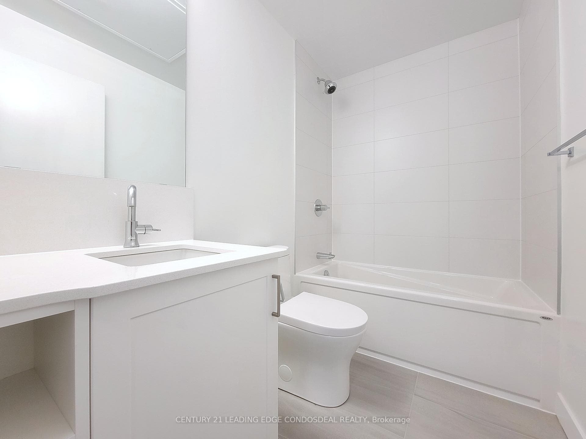 681 Yonge Street Unit 623 photo 11