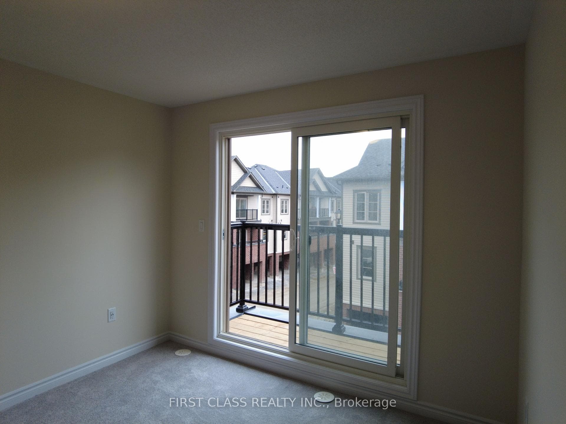 1528 BLOOR Street photo 36