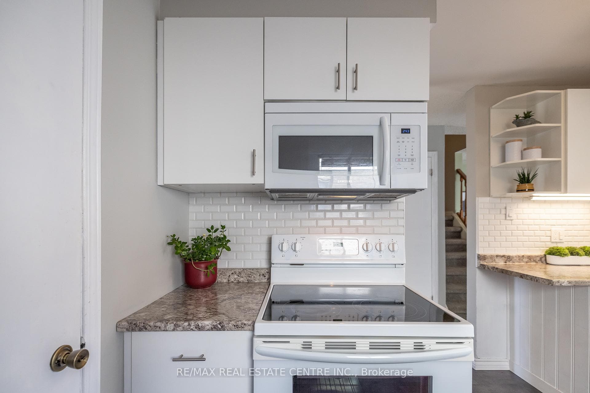 286 Auden Road photo 8