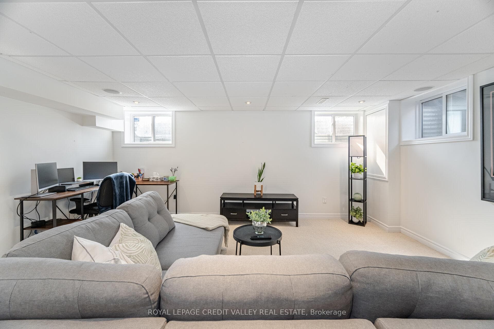 20 Fleming Avenue photo 38