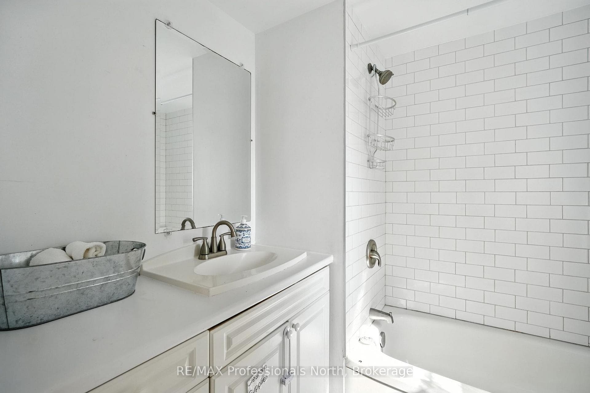 905 Starratt Road photo 21