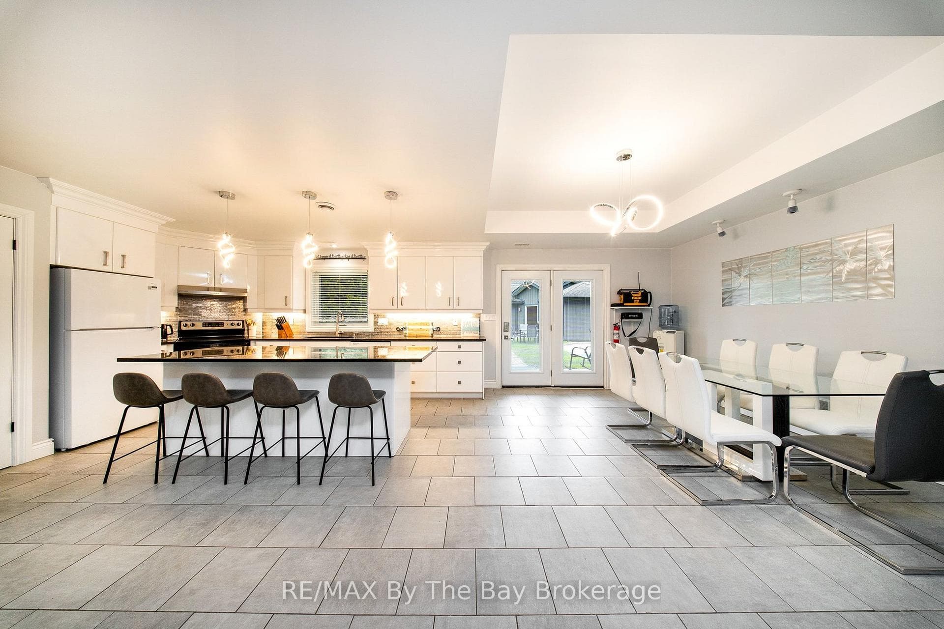 961 Shore Lane photo 7