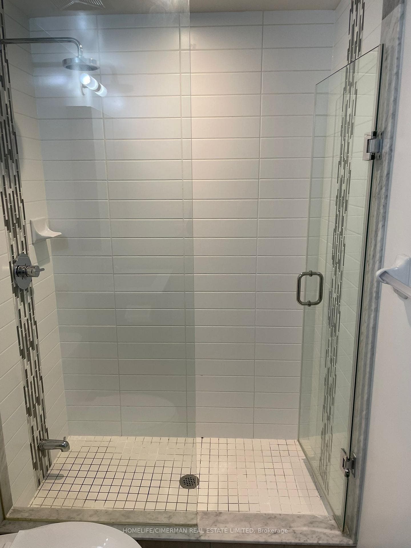 65 Oneida Crescent Unit 201 photo 9