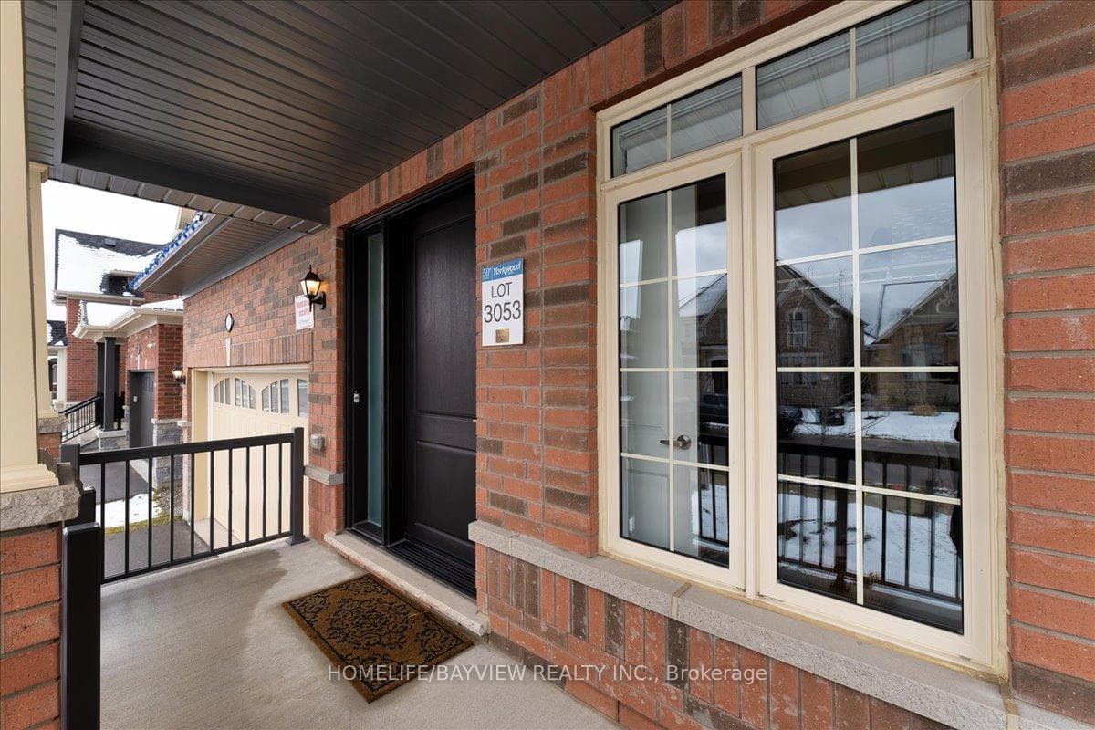 40 Samuel Crescent photo 2