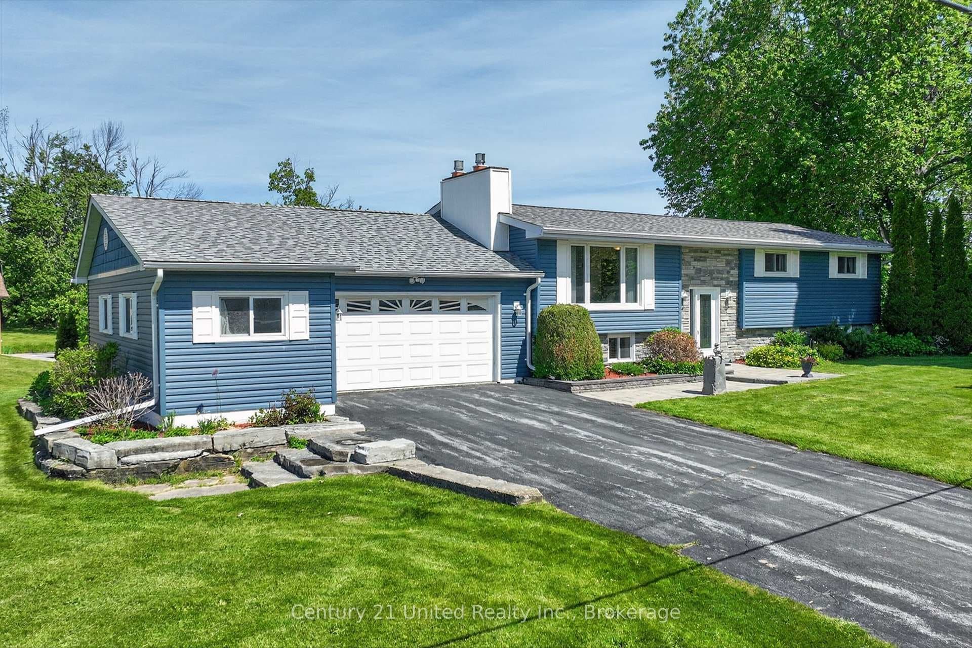 1190 Nuforest Drive photo 3