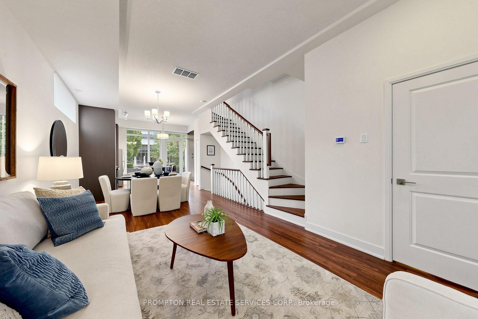 88 Sheppard Avenue Unit Th17 photo 5