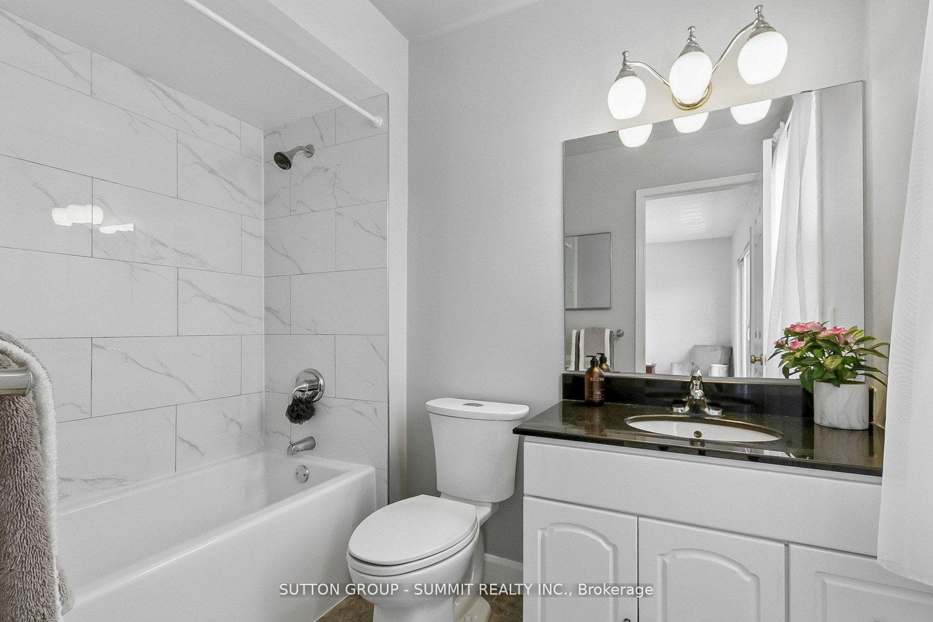 10 Tamarack Circle photo 34