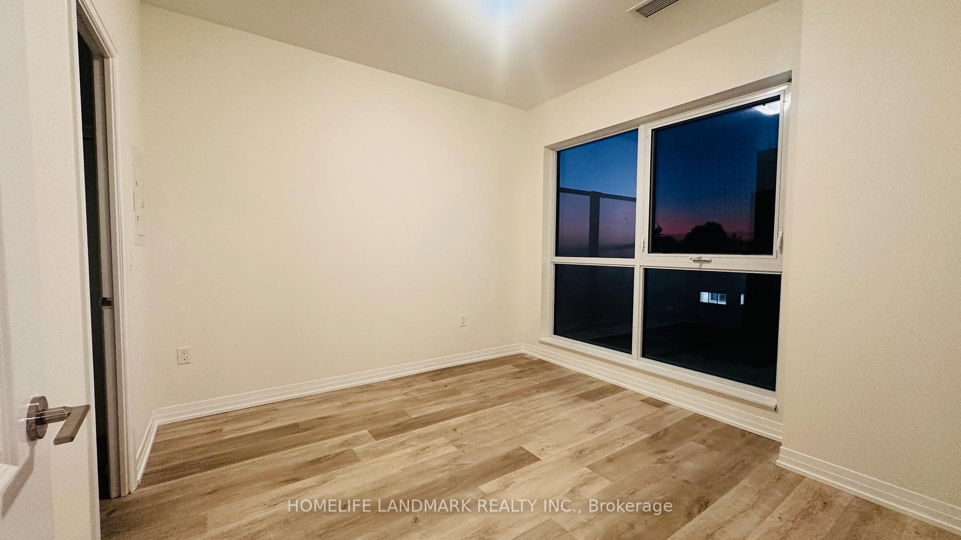 15 Watergarden Drive Unit 213 photo 10