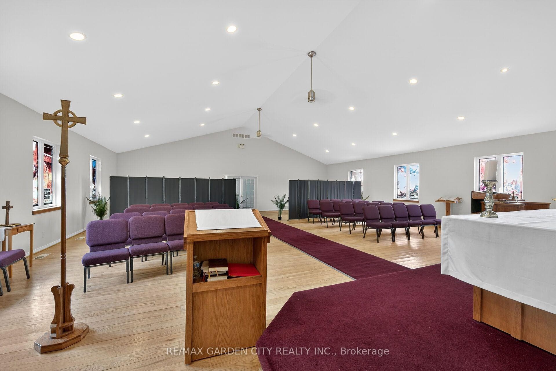 1140 Bay Street photo 19