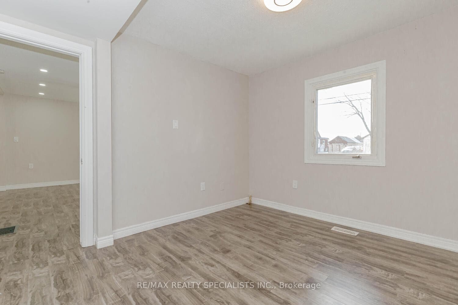 206 Green Road photo 26