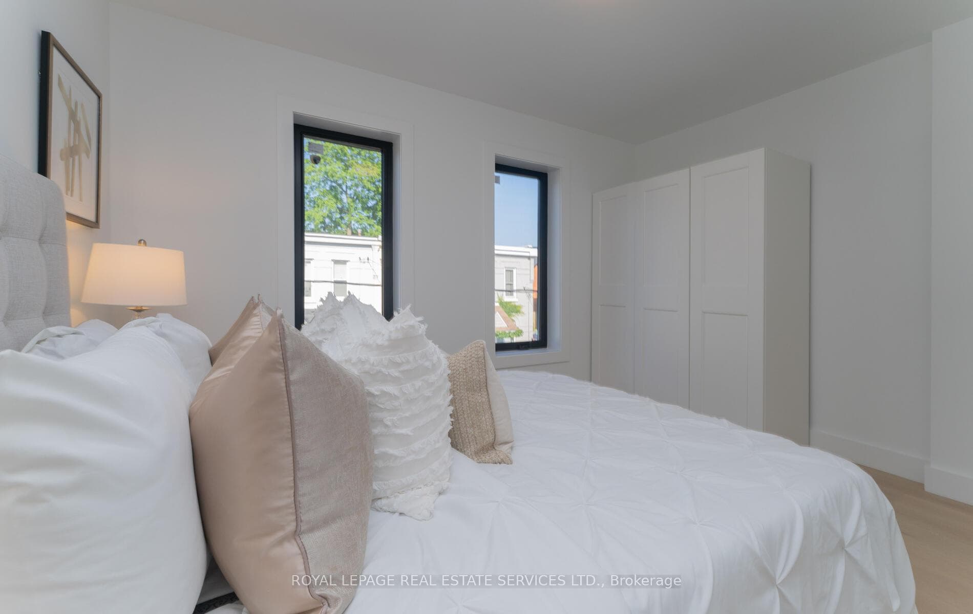 10 Tacoma Avenue photo 23