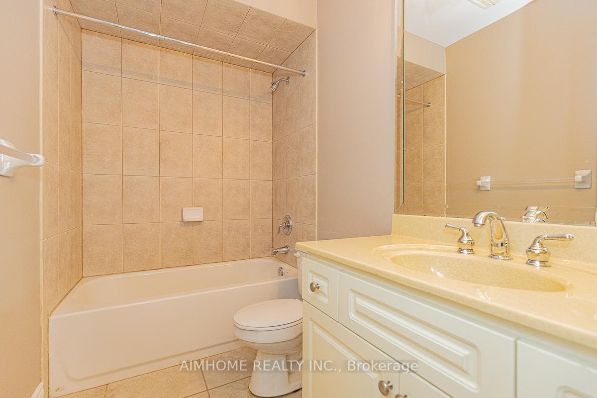 395 Princess Avenue photo 34