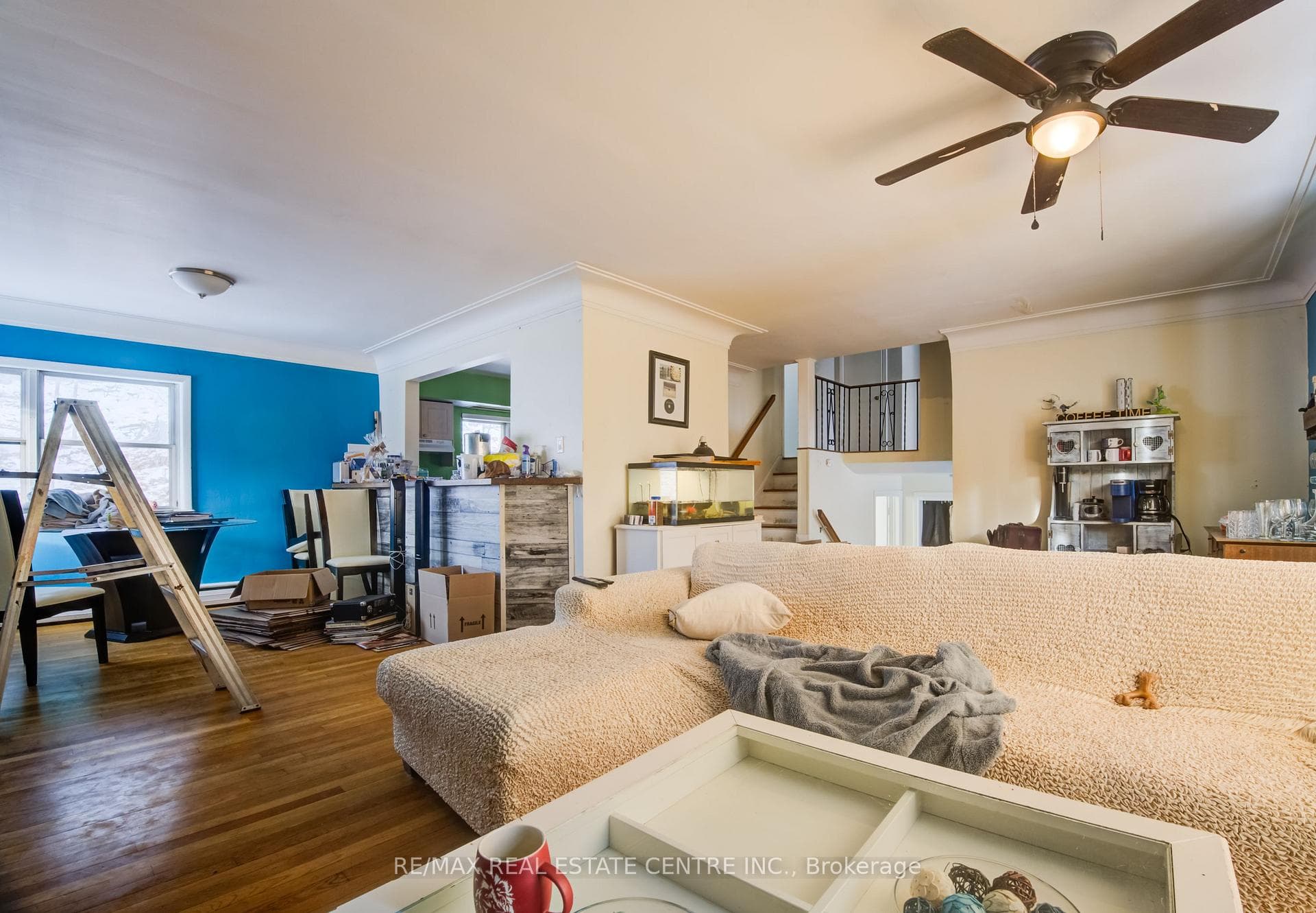 720 Fiddlers Green Road photo 18