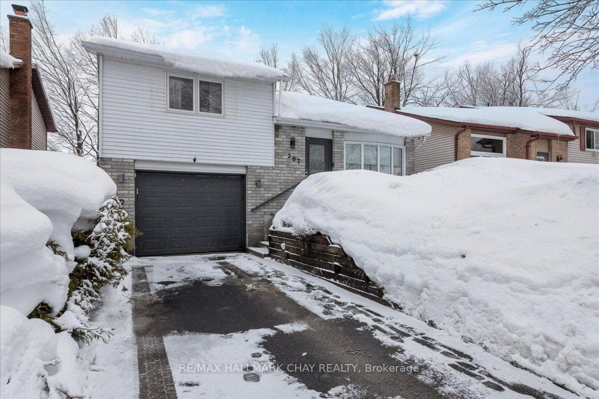 207 Burns Circle photo 1