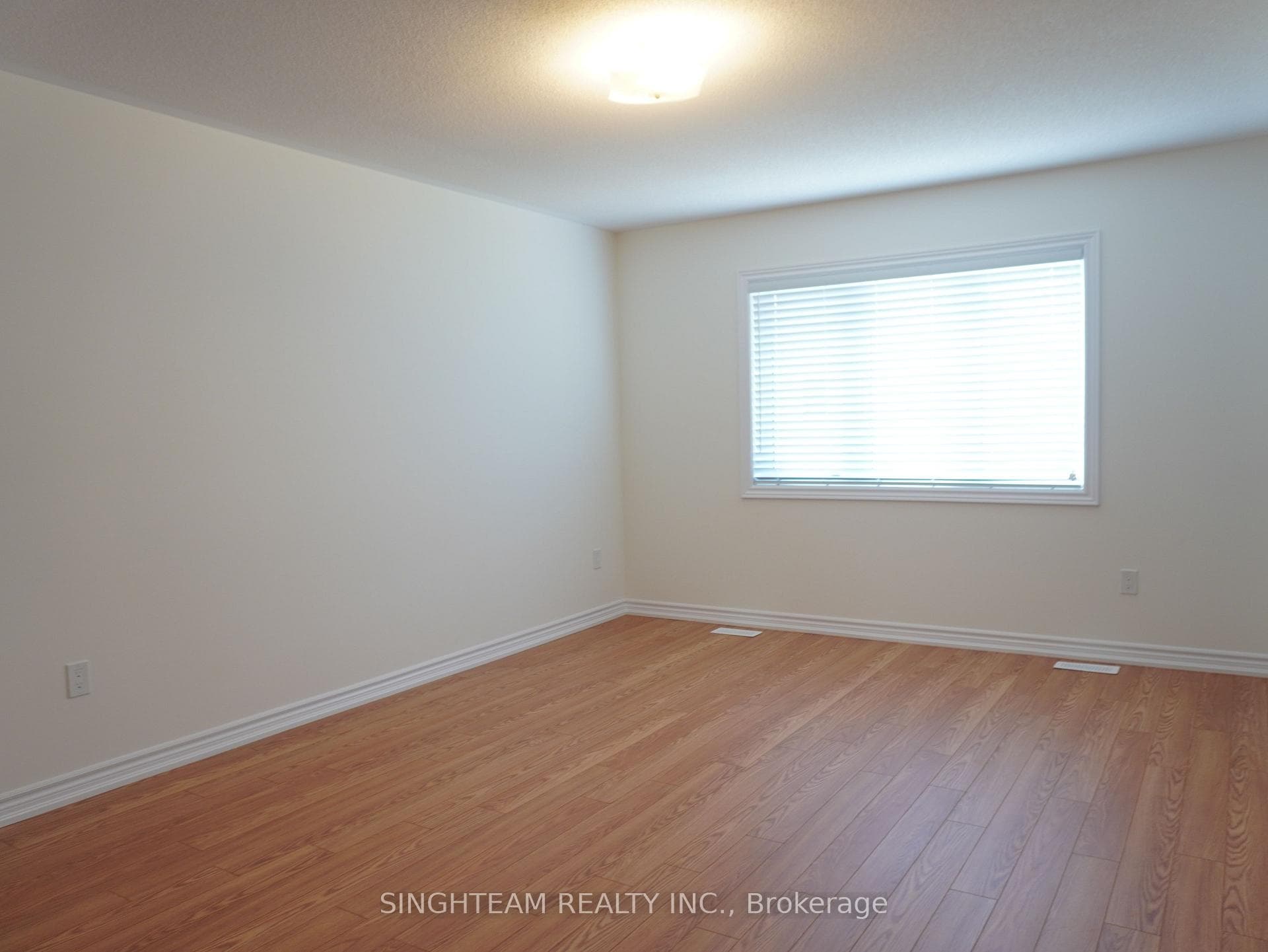 10 Hylton Drive photo 9