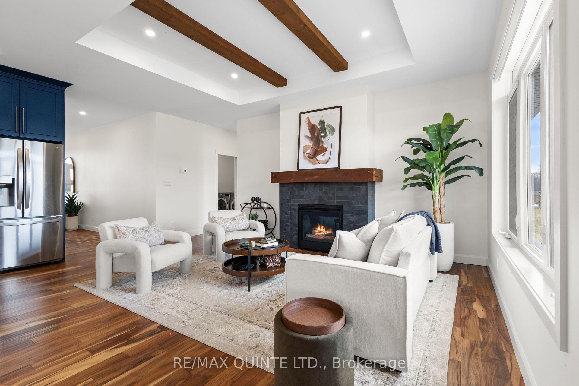 84 Dewal Place photo 28