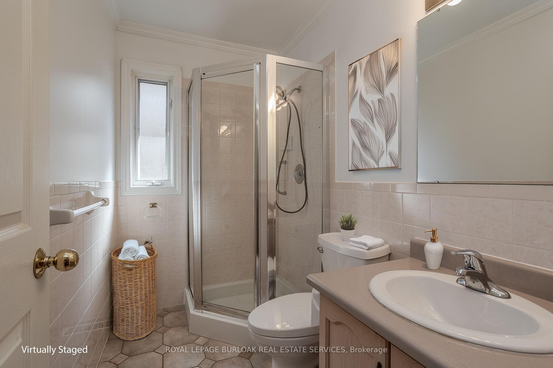 1154 Augustus Drive photo 17