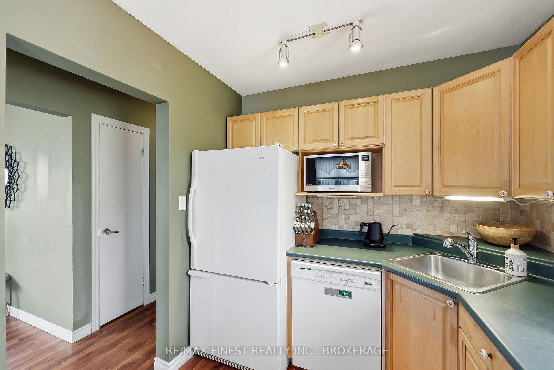 371 Old Quarry Road photo 17