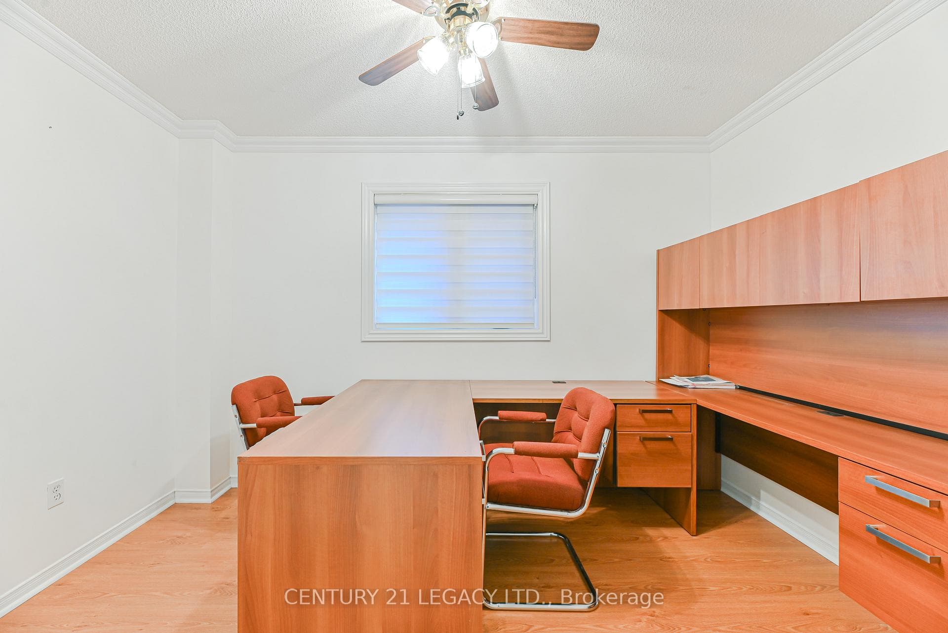 497 Winfield Terrace photo 12