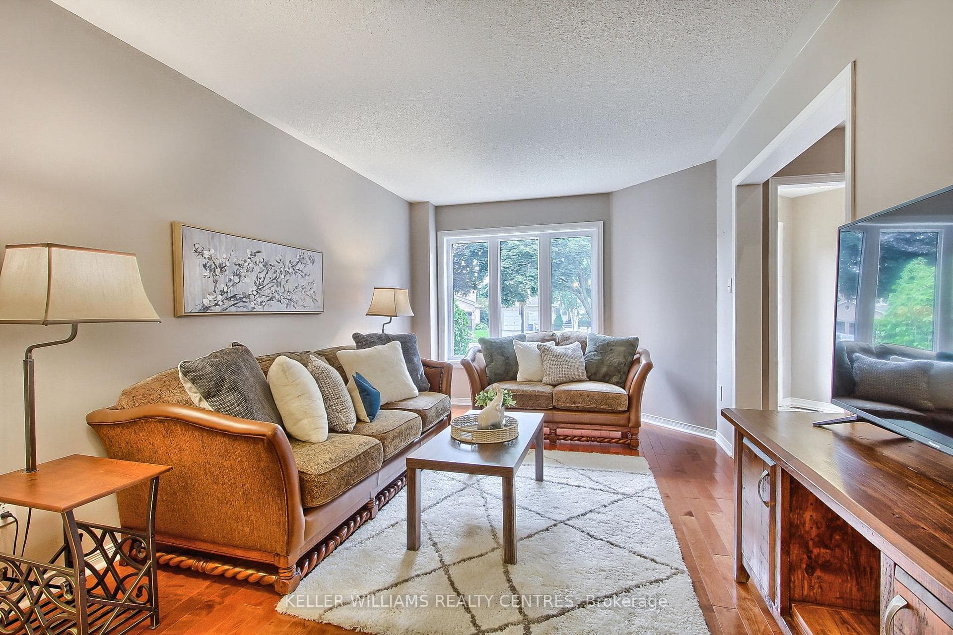 768 College Manor Drive photo 8