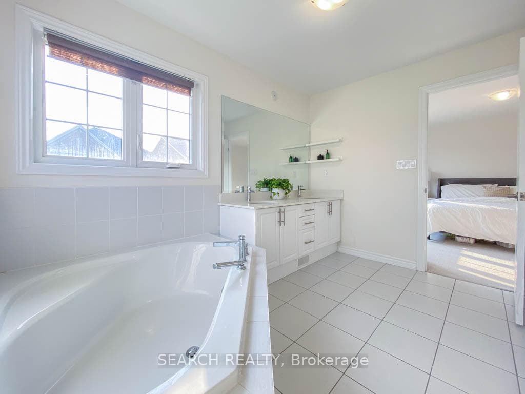 35 Wheatberry Crescent photo 30