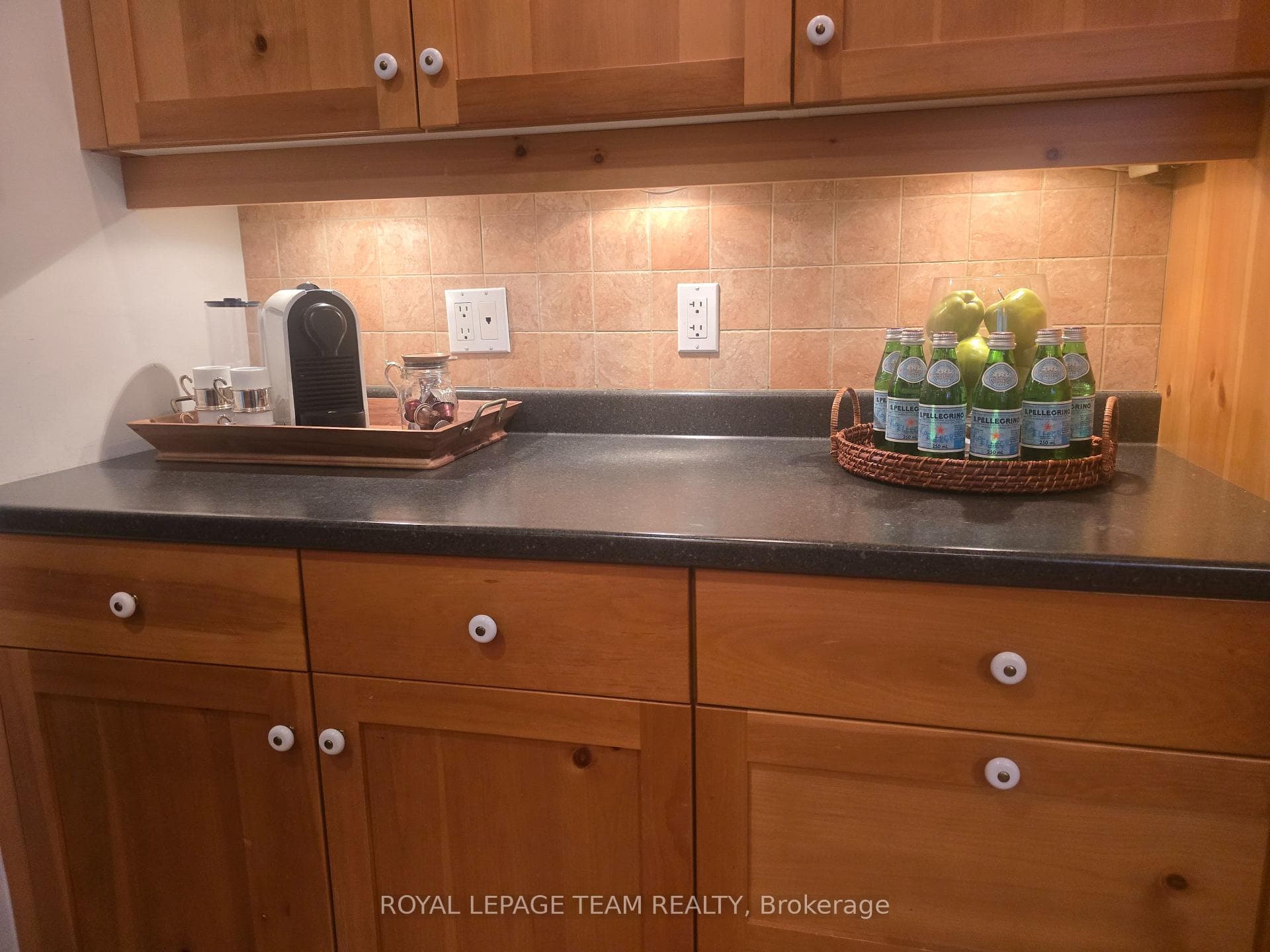 Lots of counter space!