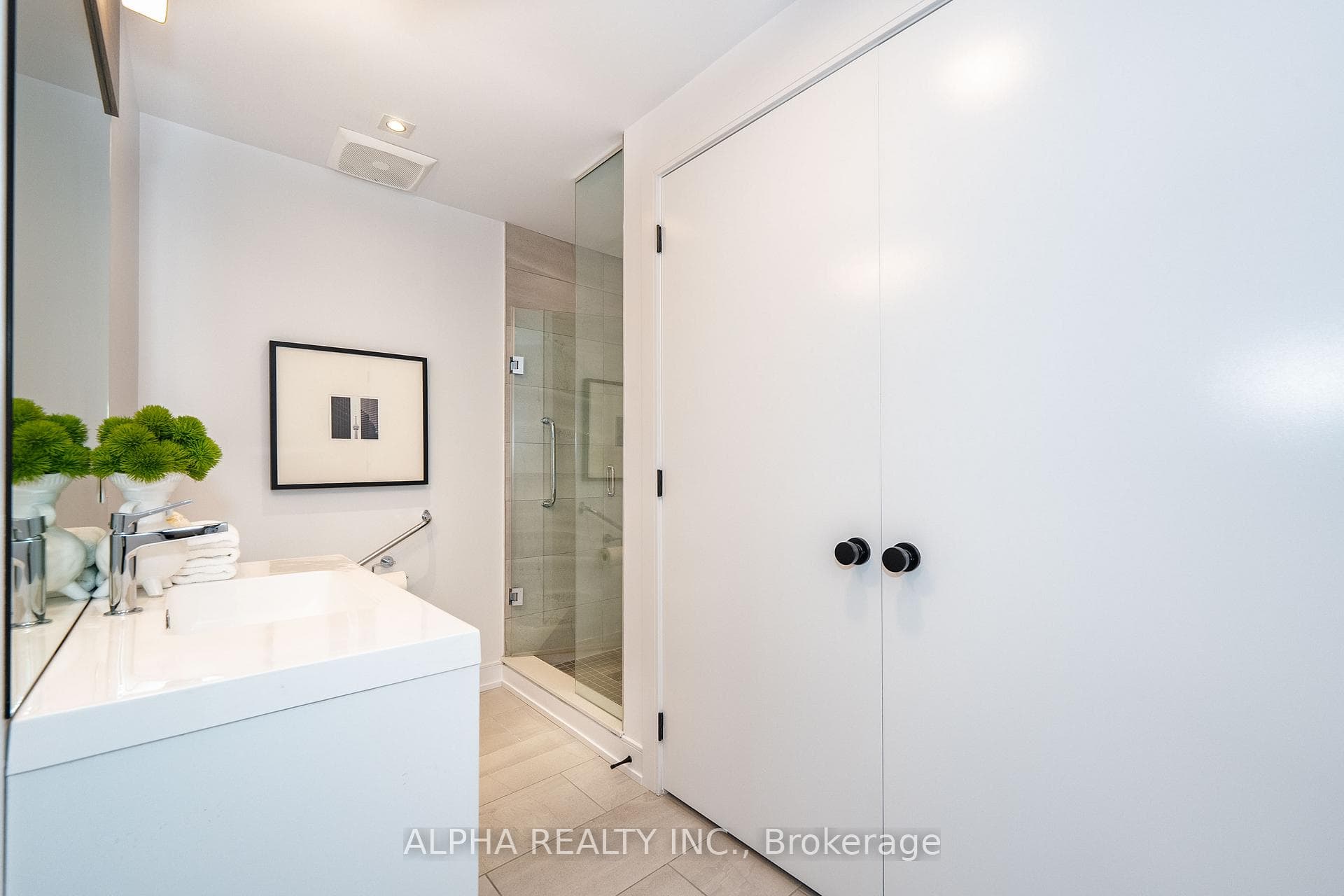 123A Roselawn Avenue photo 41