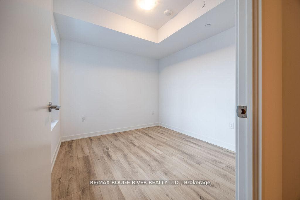 7439 Kingston Road Unit 918 photo 14