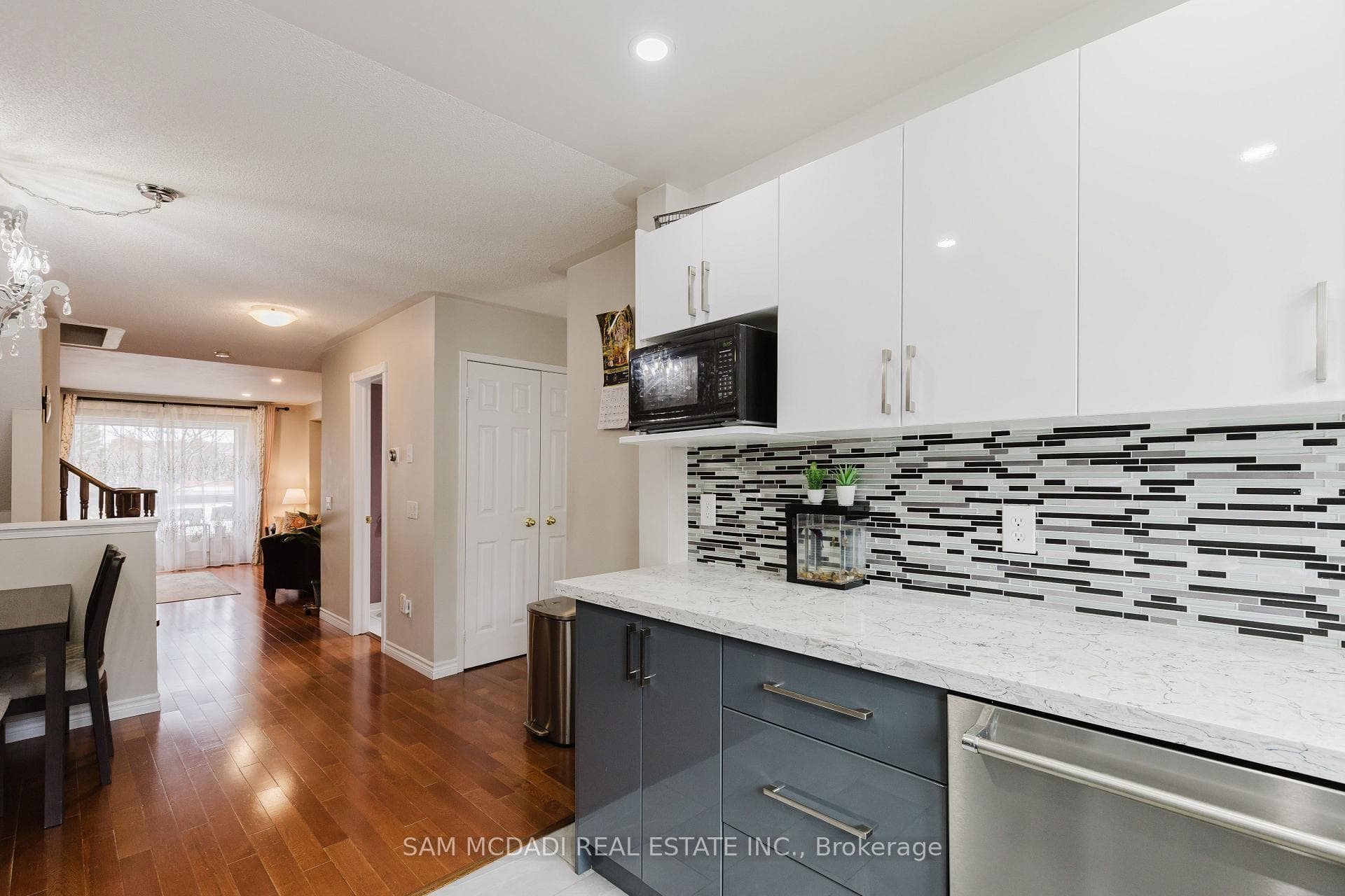 50 Strathaven Drive Unit 81 photo 8